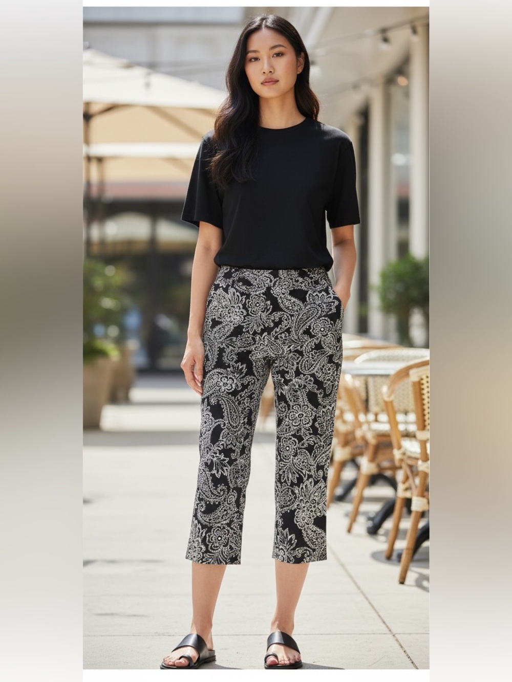 Chaps Black and White Paisley Cropped Pants